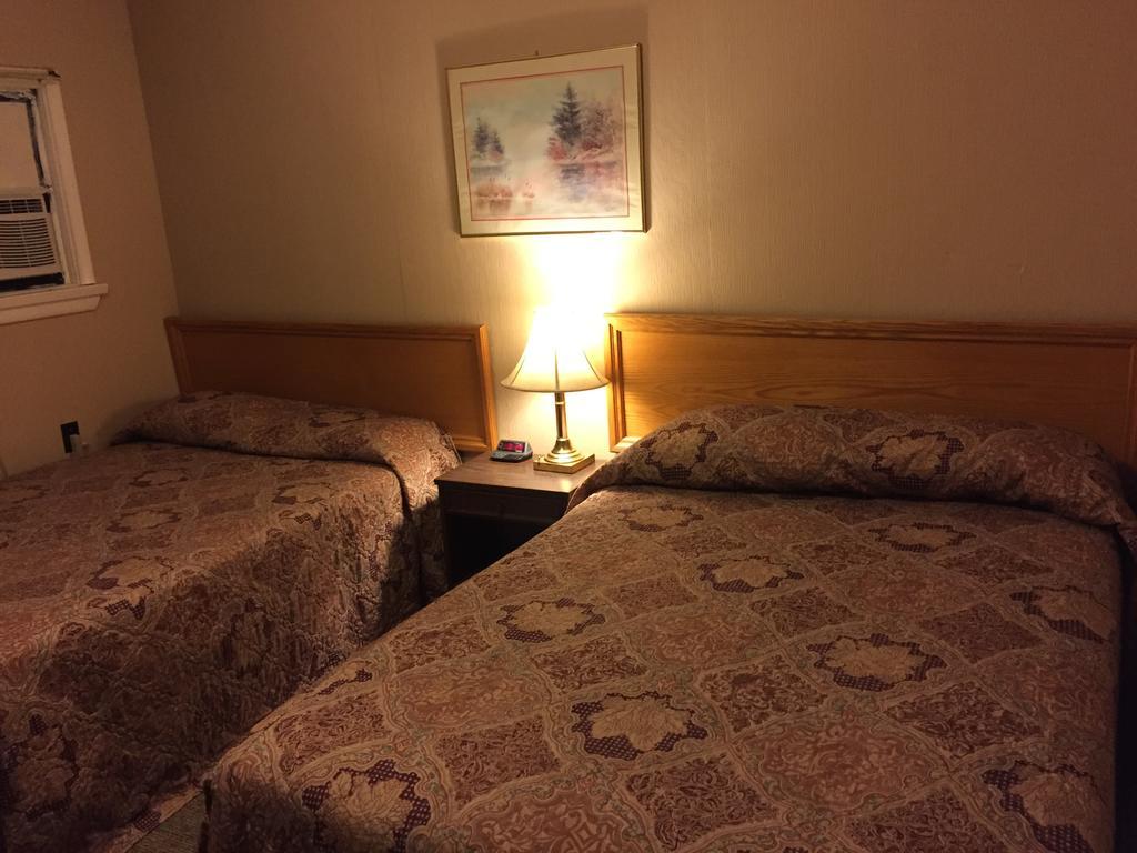 מידלאנד Shamrock Motel חדר תמונה