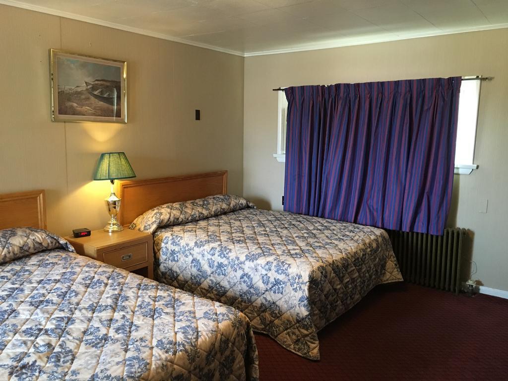 מידלאנד Shamrock Motel מראה חיצוני תמונה