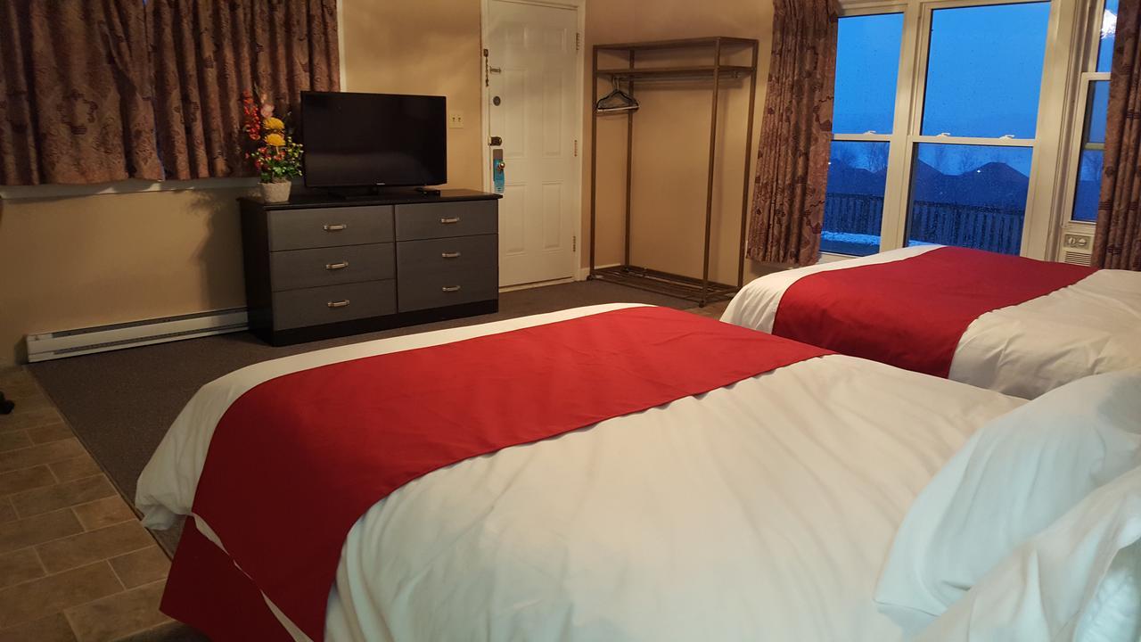 מידלאנד Shamrock Motel מראה חיצוני תמונה