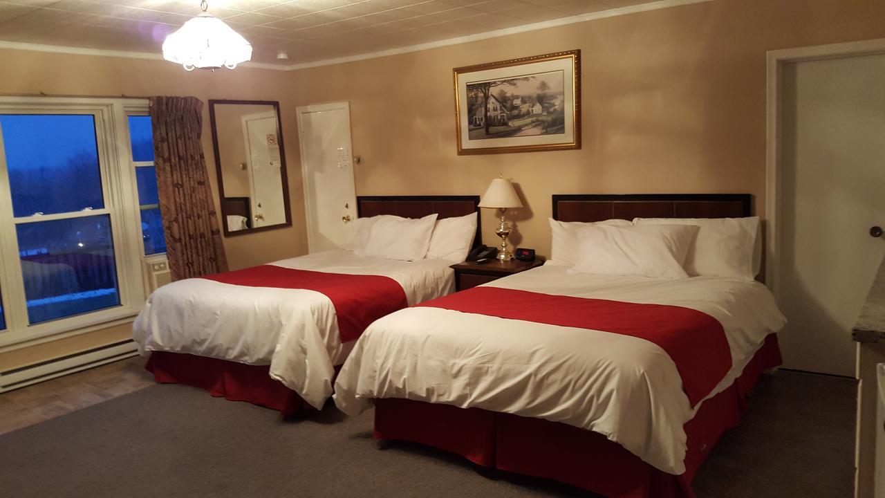 מידלאנד Shamrock Motel מראה חיצוני תמונה