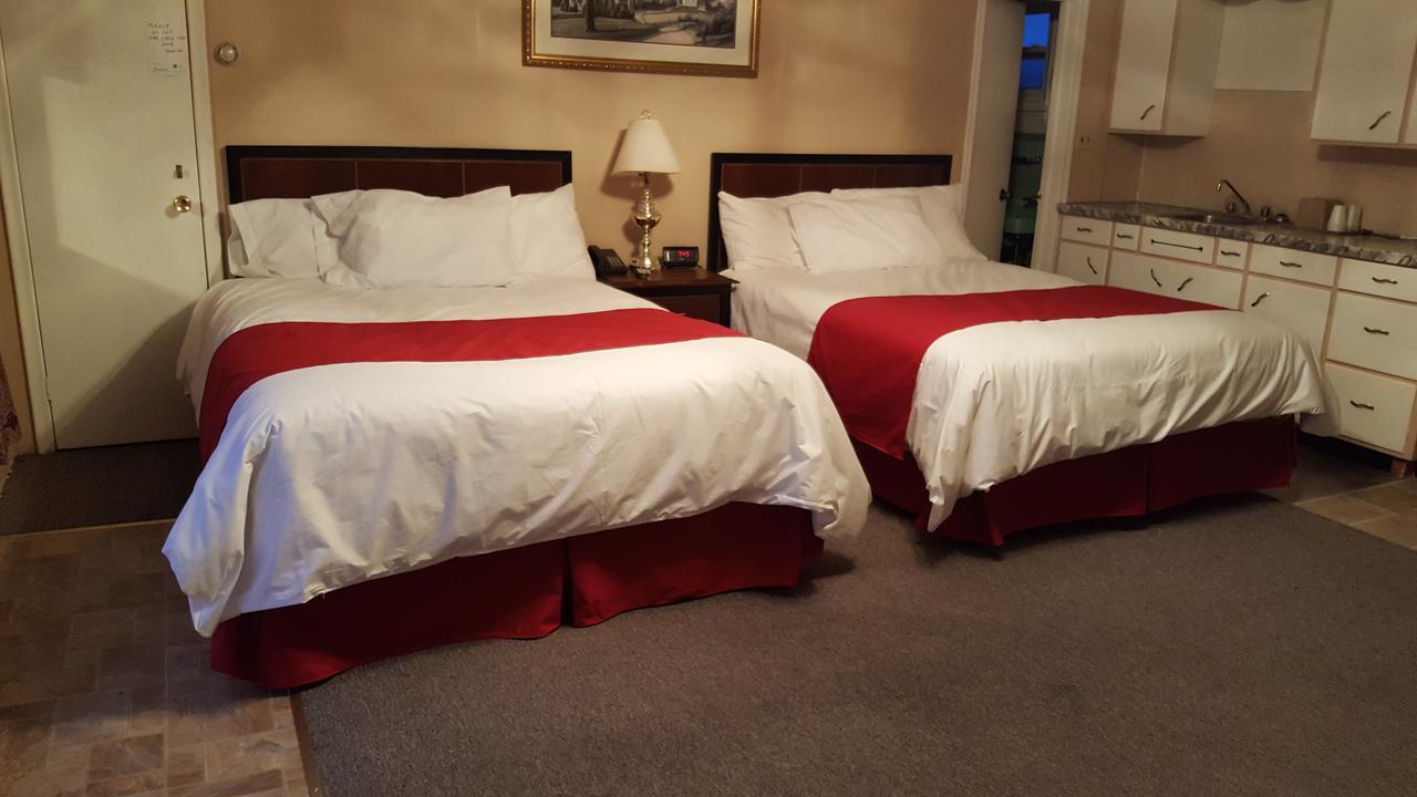 מידלאנד Shamrock Motel מראה חיצוני תמונה